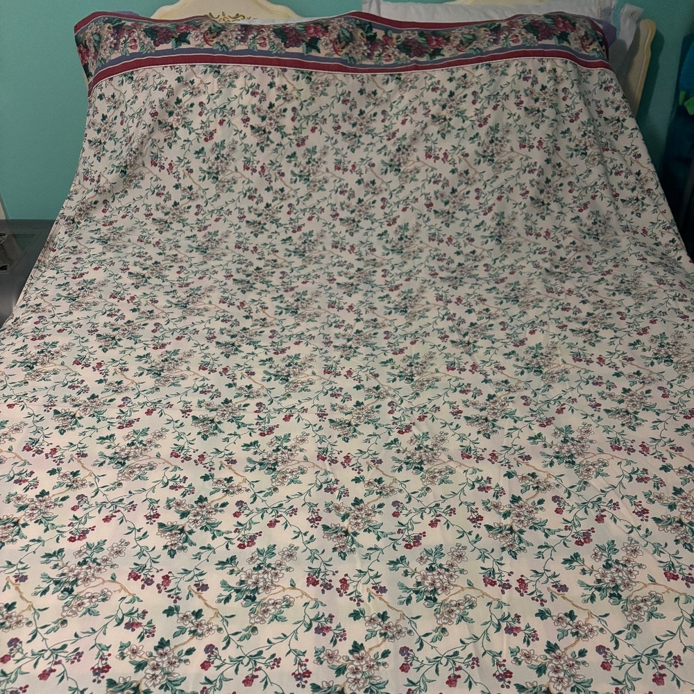 Maroon and Emerald Floral Twin Sheet Set